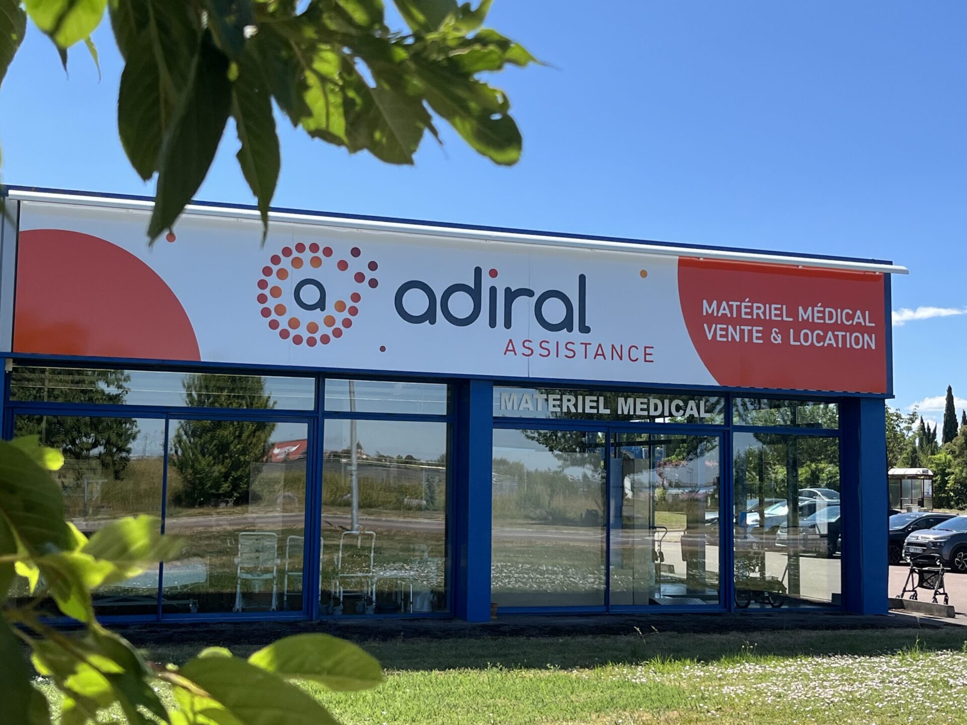 Magasin Adiral Assistance Saint Parres aux Tertres